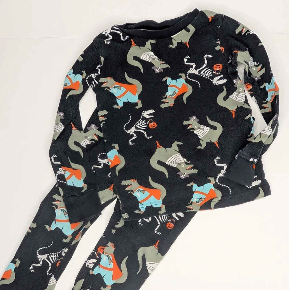 Carter’s Dino Skeleton Halloween Pajamas Set‎ – Toddler Boys 4T – Black